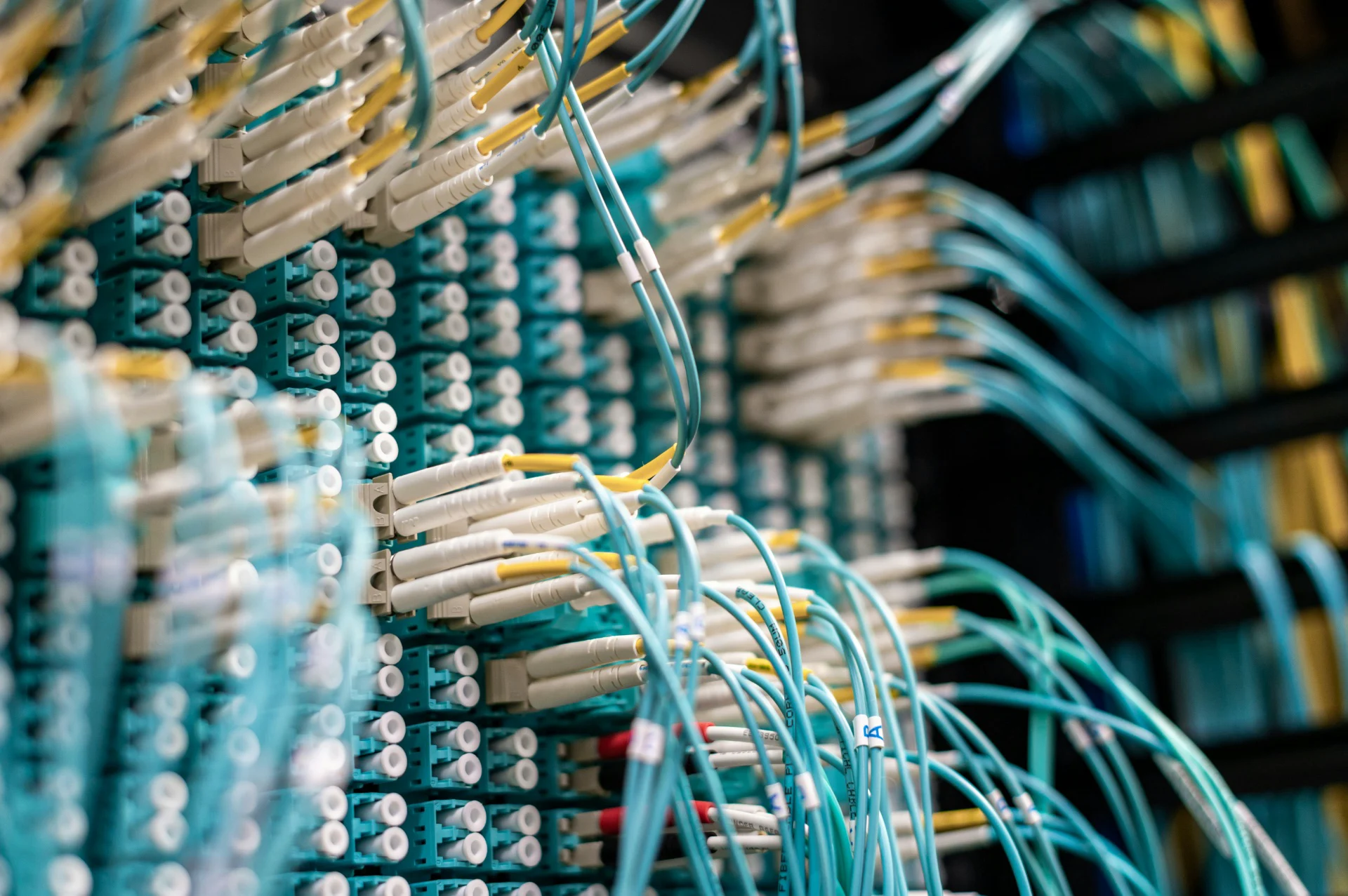 Fibre Optic Cable connections, connecting large storage arrays in supercomputer